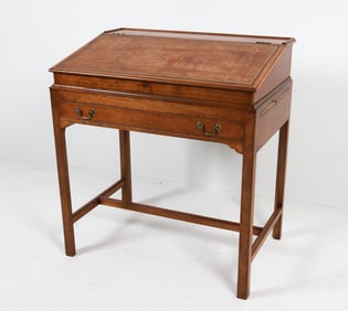 CHIPPENDALE STYLE MAHOGANY ARCHITECT DESK