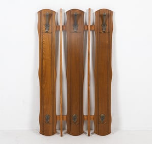 MID-CENTURY SCANDINAVIAN OAK COAT RACK C. 1970S