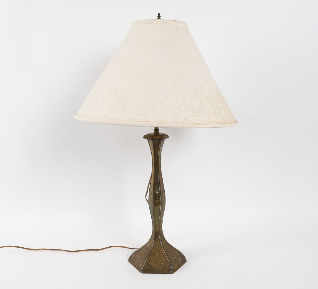 ANTIQUE BRASS TABLE LAMP (1 of 17)