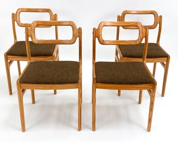 (4) JOHANNES ANDERSEN PINE DINING CHAIRS