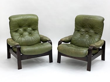 PAIR OF SCANDINAVIAN BEECH & LEATHER LOUNGE CHAIRS