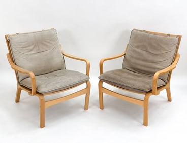 PAIR OF SKIPPERS BEECH & LEATHER LOUNGE CHAIRS