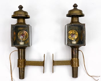 PAIR OF VINTAGE BRASS CARRIAGE STYLE WALL SCONCES