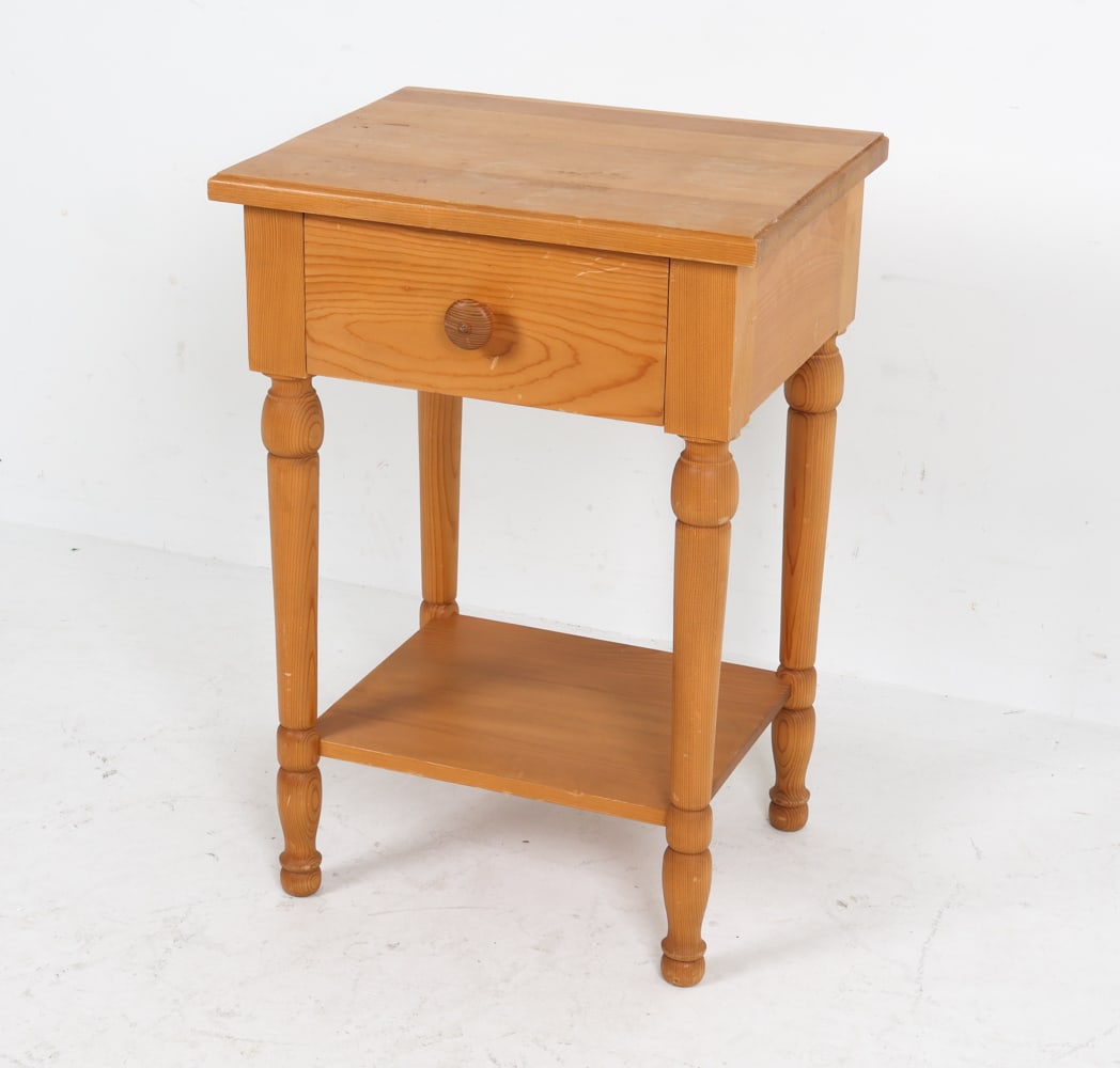 VINTAGE PINE SIDE TABLE (1 of 16)