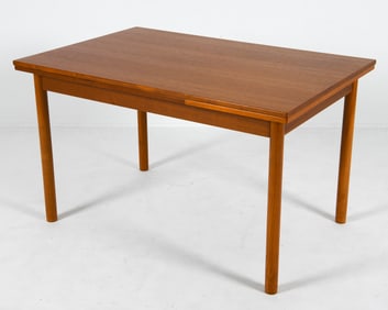 MID-CENTURY DANISH TEAK EXPANDING DINING TABLE