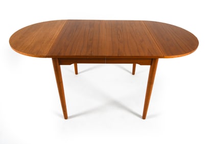 MID-CENUTRY DANISH TEAK DINING TABLE C. 1960S