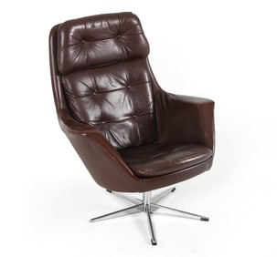DANISH LEATHER SWIVEL LOUNGE CHAIR C. 1970S