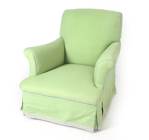 LOUNGE CHAIR