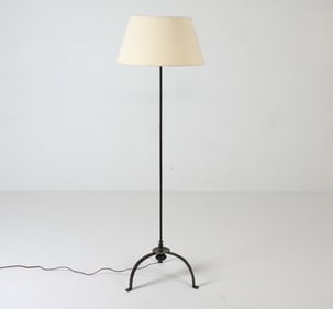WROUGHT IRON FLOOR LAMP