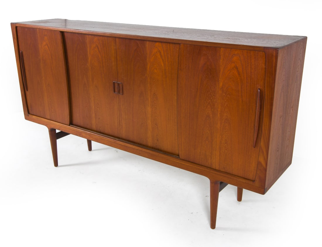CARL HANSEN DANISH TEAK SIDEBOARD C. 1960S