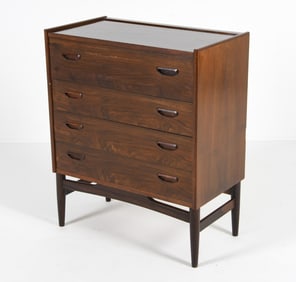 ARNE VODDER STYLE ROSEWOOD VANITY CHEST C. 1970S
