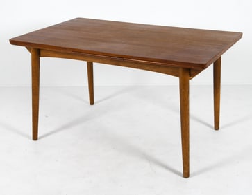 MID-CENTURY DANISH TEAK EXPANDING TABLE C. 1960S