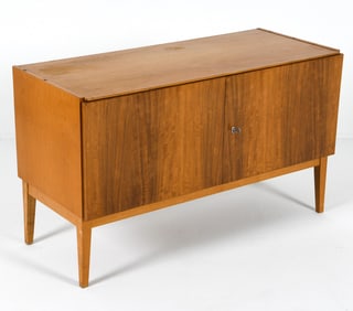 MID-CENTURY POLISH OAK & WALNUT CREDENZA C. 1960S
