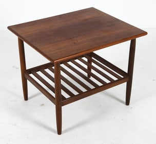 DANISH MID-CENTURY TEAK SIDE TABLE C. 1960S