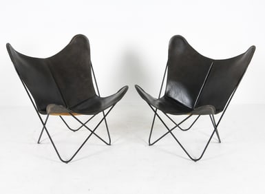 PAIR KNOLL STYLE LEATHER BUTTERFLY LOUNGE CHAIRS