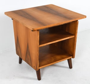 MID-CENTURY ROMANIAN WALNUT SIDE TABLE C. 1960S