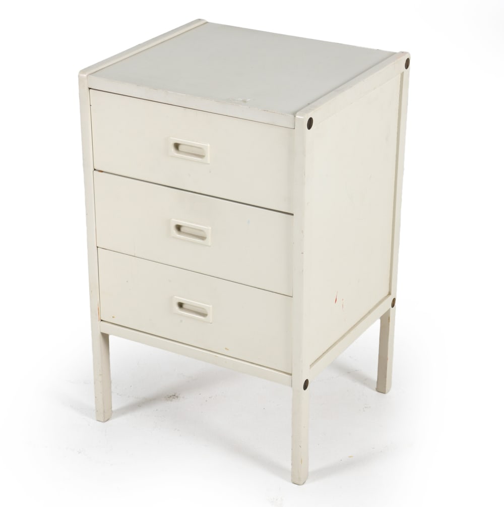 BERTIL FRIDHAGEN BODAFORS SWEDISH PAINTED CHEST: White painted teak side chest or nightstand chest with recessed drawer pulls and brass machine screw detail on the sides. Dimensions: H 27.5" x W 17.75" x D 15.75" Condition: Moderate surface scuffs a
