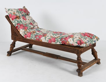 ANTIQUE DUTCH BRUTALIST OAK CHAISE LOUNGE
