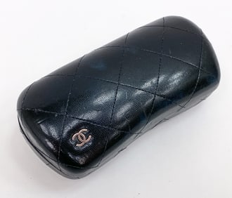 VINTAGE CHANEL BLACK QUILTED SUNGLASSES CASE