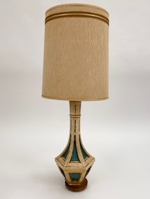 JO WALLIS MID-CENTURY CERAMIC TABLE LAMP