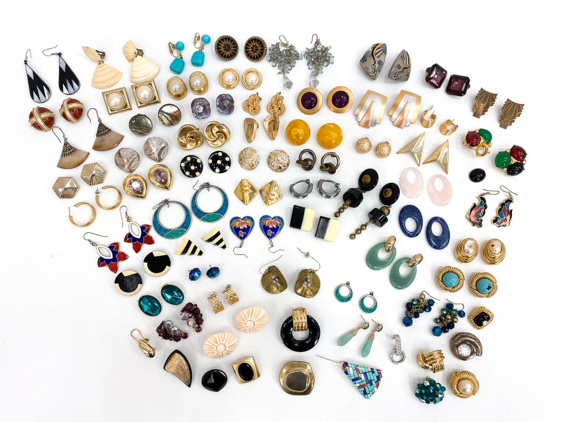 COSTUME JEWELRY CUFFLINKS AND EARRINGS: Variety of costume jewelry including cufflinks and earrings. Some are marked, Monet, Mancuso and Sherman, Ellen Designs, Mexico Alpaca, Robin Kahn, and Panetta. Dimensions: (Largest earring) L 2" Cond