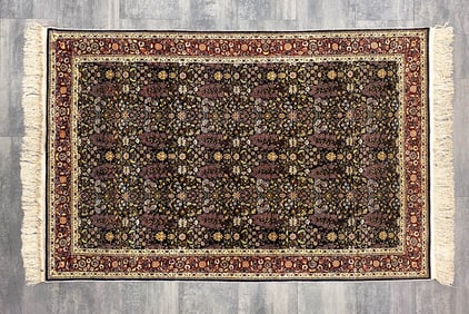 VINTAGE PERSIAN HAND WOVEN RUG