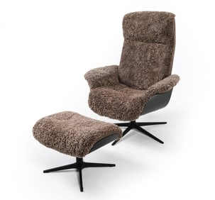 HAGA GRUPPEN LOUNGE CHAIR W/ OTTOMAN