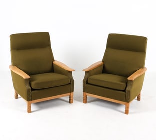 PAIR KJAERNULF STYLE DANISH OAK LOUNGE CHAIRS