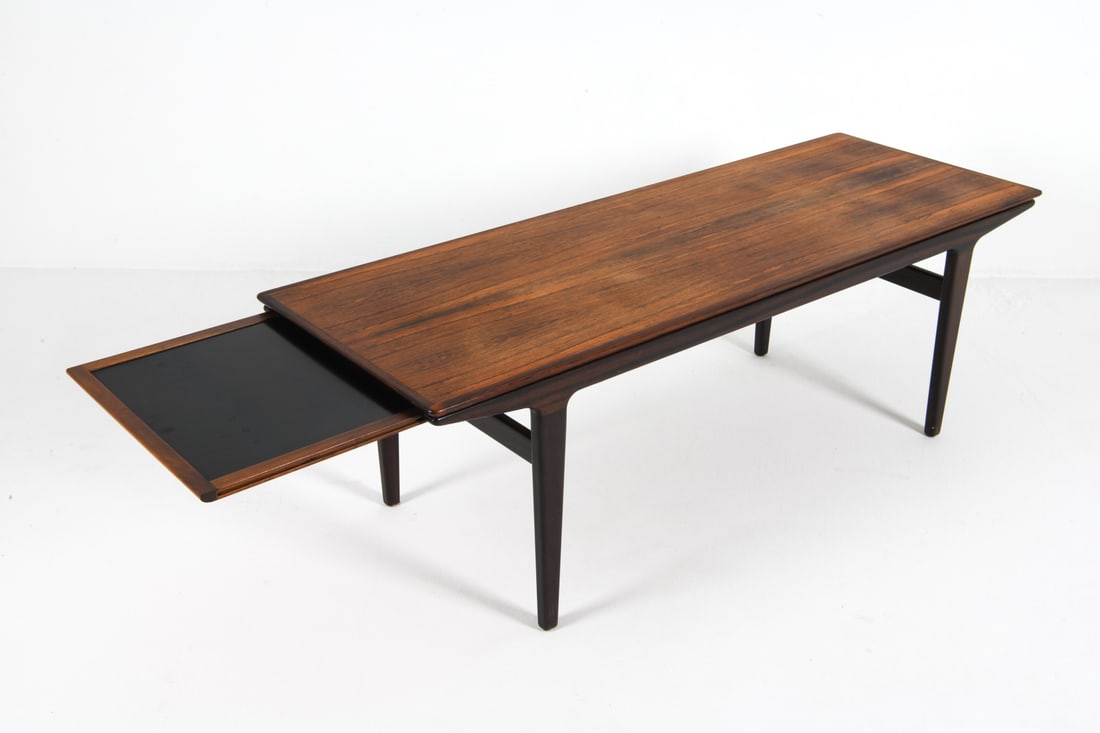 NYRUP DANISH ROSEWOOD EXPANDING COFFEE TABLE (1 of 13)