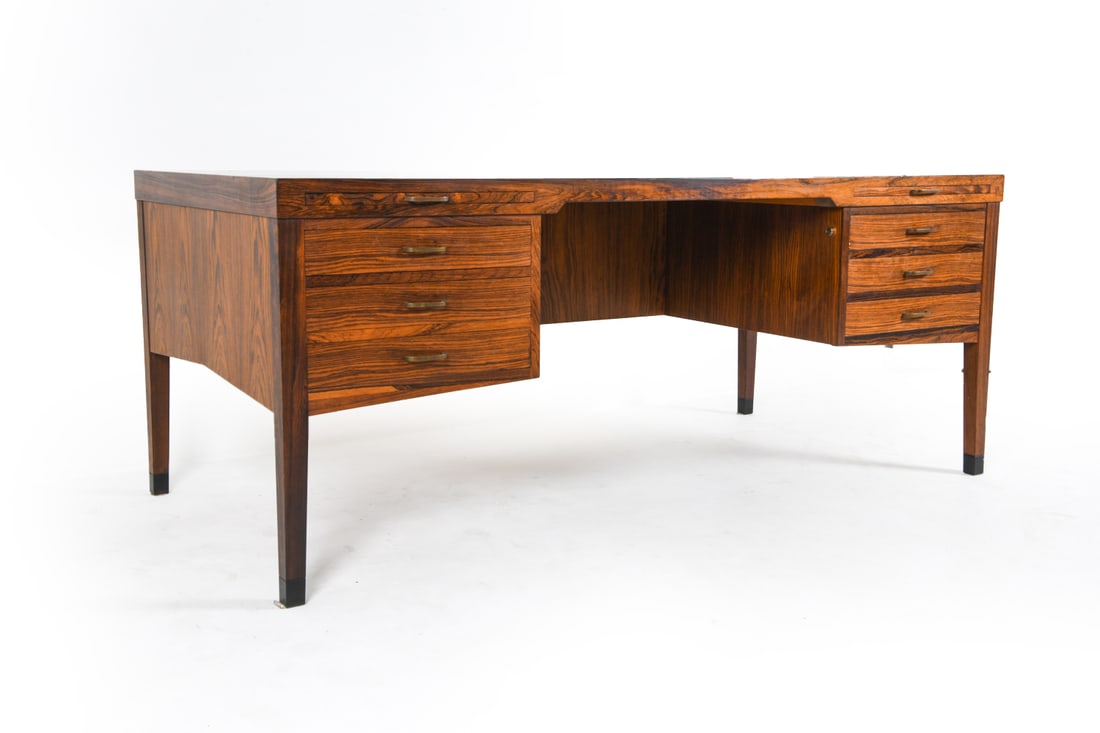 ATTR. MARIUS BYRIALSEN ROSEWOOD EXECUTIVE DESK (1 of 20)