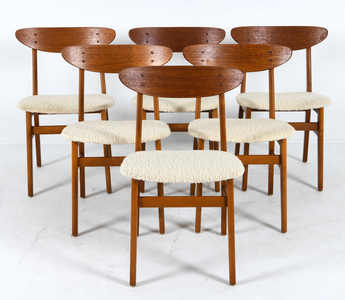 (6) FARSTRUP DANISH TEAK & LAMBSWOOL DINING CHAIRS: Labels to undersides. White-tone lambswool upholstery. Dimensions: H 31" x W 20" x D 16" , SH 17.5" Condition: Faint nicks, dings and scuffs to frames. Rubbing to backrests. Wear consistent with age a