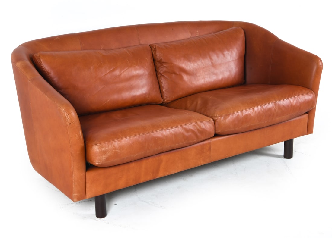 STOUBY DANISH LEATHER LOVESEAT SOFA (1 of 13)