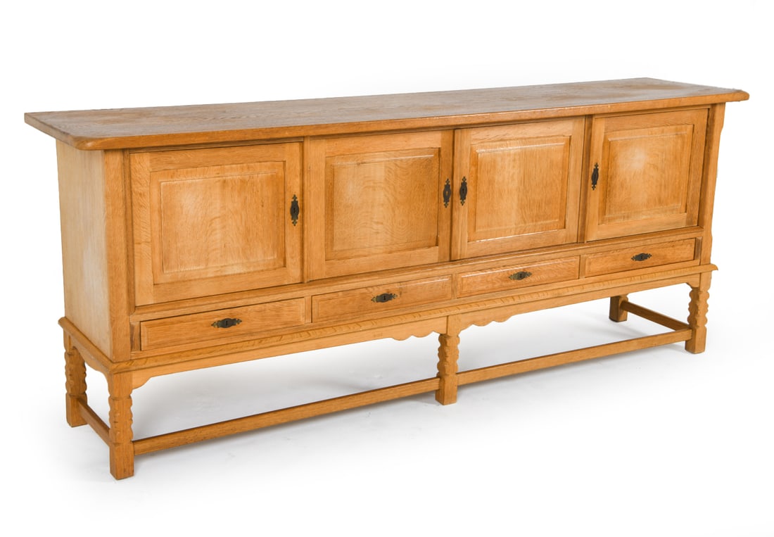 KJAERNULF STYLE DANISH OAK SIDEBOARD C. 1970S (1 of 17)
