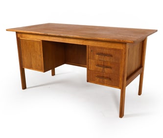 MID-CENTURY DANISH TEAK EXECUTIVE DESK C. 1960S