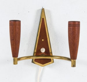 MID-CENTURY DANISH TEAK & BRASS WALL SCONCE