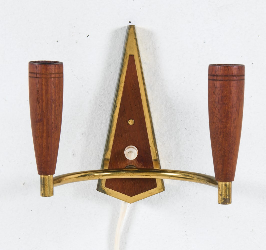 MID-CENTURY DANISH TEAK & BRASS WALL SCONCE (1 of 5)