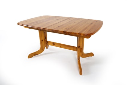 DAUMILLER STYLE DANISH PINE EXTENDING DINING TABLE