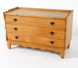 KJAERNULF STYLE DANISH OAK CHEST OF DRAWERS 1970S
