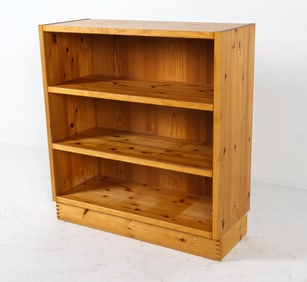 MID-CENTURY SWEDISH PINE BOOKCASE