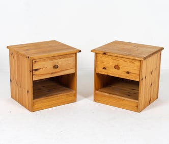 PAIR OF SCANDINAVIAN PINE NIGHSTANDS C. 1970S