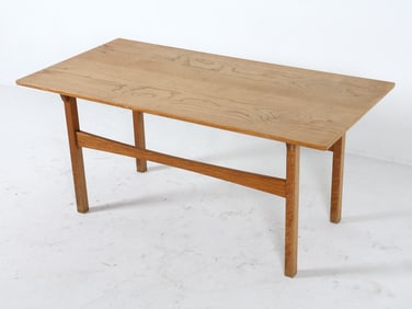 MID-CENTURY DANISH OAK COFFEE TABLE C. 1970S