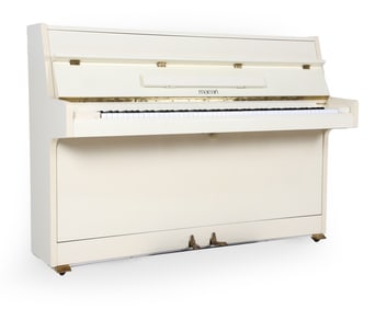 WHITE UPRIGHT MAEARI HYUNDAI PIANO