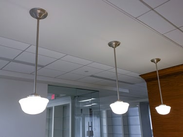 (3) CONTEMPORARY GLASS & METAL PENDANT LIGHTS