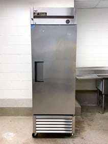 TRUE T-23F T-SERIES STAINLESS STEEL FREEZER