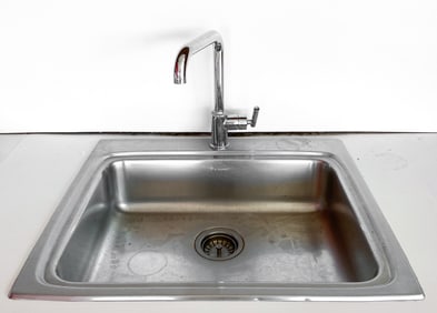 ELKAY CELEBRITY STAINLESS STEEL SINK