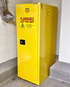 FLAMMABLE SAFETY STORAGE CABINET