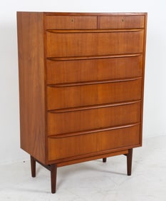 DANISH TEAK CHEST OF DRAWERS .C 1960S