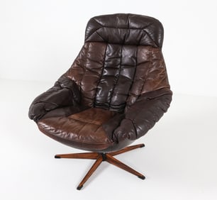 H. W. KLEIN BRAMIN LEATHER EASY CHAIR C. 1960S