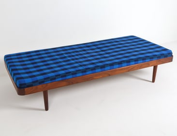 POUL VOLTHER STYLE DANISH TEAK TWIN DAYBED C. 1960