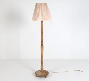 SCANDINAVIAN BEECH FLOOR LAMP C. 1970S